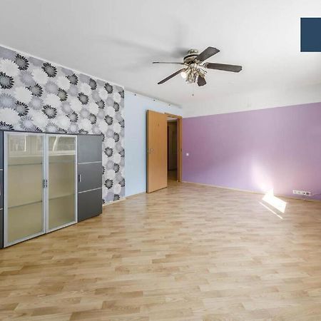 Bright Apartment Near Bus Statioon Tallinn Buitenkant foto