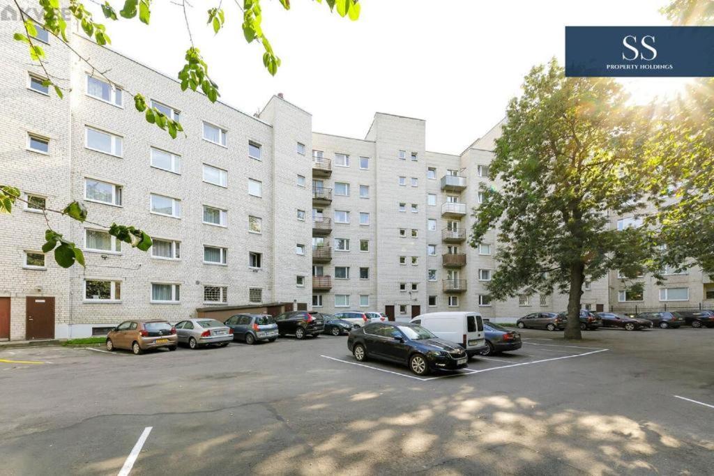 Bright Apartment Near Bus Statioon Tallinn Buitenkant foto
