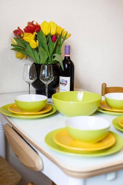 Bright Apartment Near Bus Statioon Tallinn Buitenkant foto