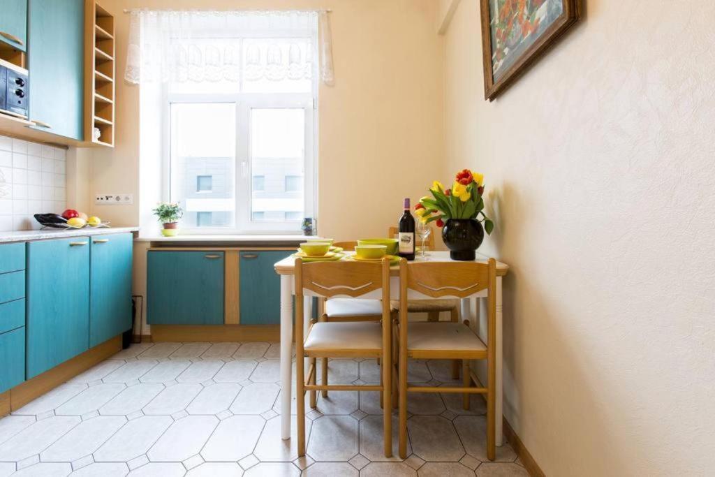 Bright Apartment Near Bus Statioon Tallinn Buitenkant foto